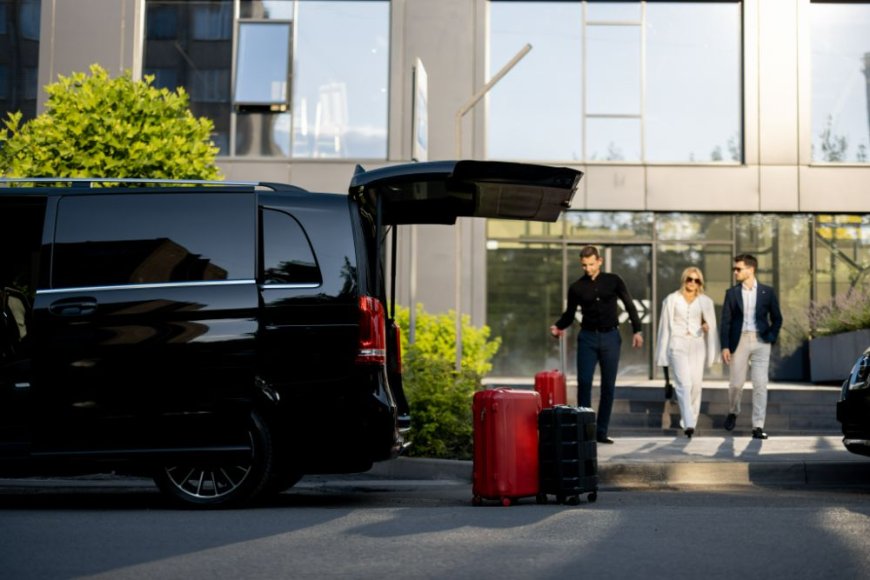 The Ultimate Convenience: Why You Should Book a Chauffeur for Airport Transfers