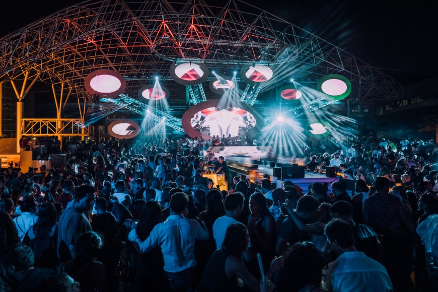 Discover the Best Dance Bar in Dubai for an Unforgettable Night
