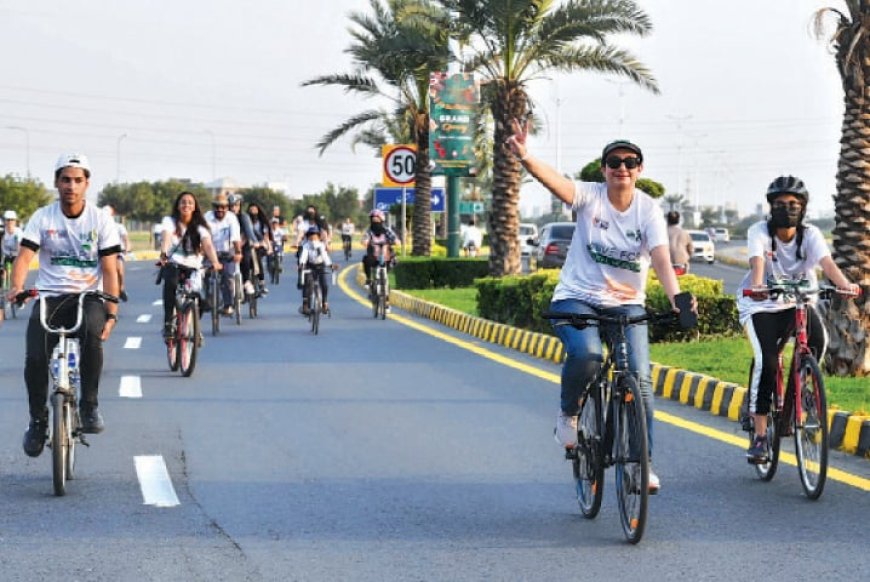 Cycling Through Lahore: A Green Way to Explore the City