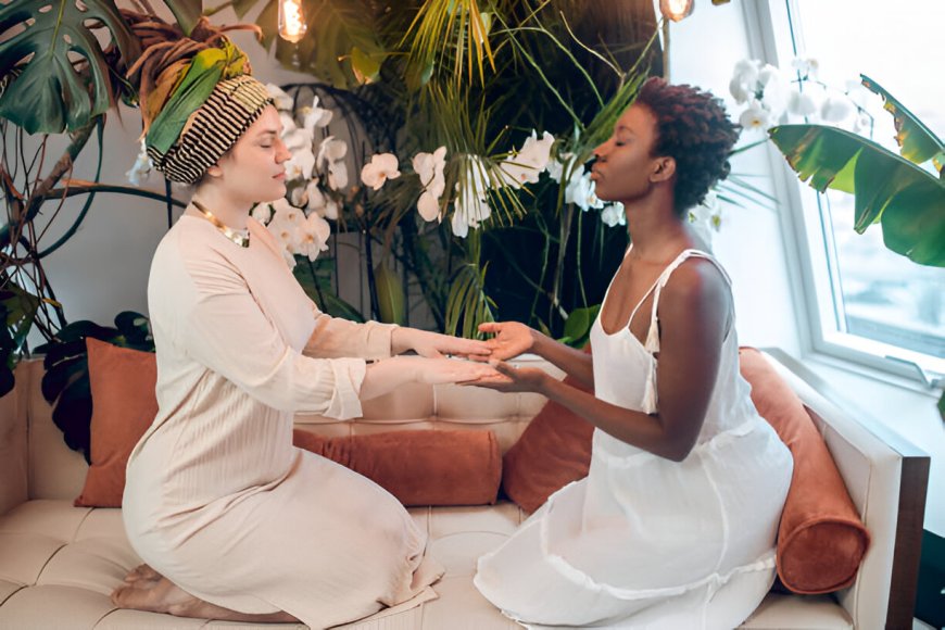 How Reiki Helps You Feel Safe Receiving Love and Support