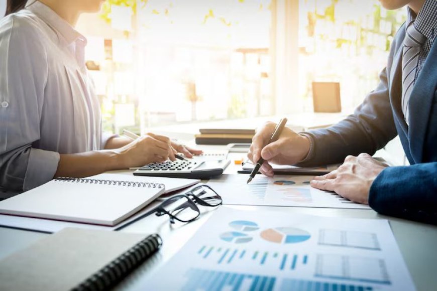 Why Sarasota Businesses Benefit from Professional Bookkeeping