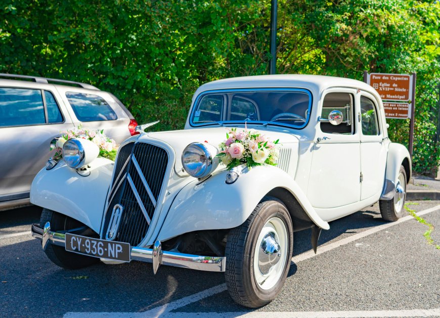 Elegant Wedding Car Hire Birmingham for Your Special Day