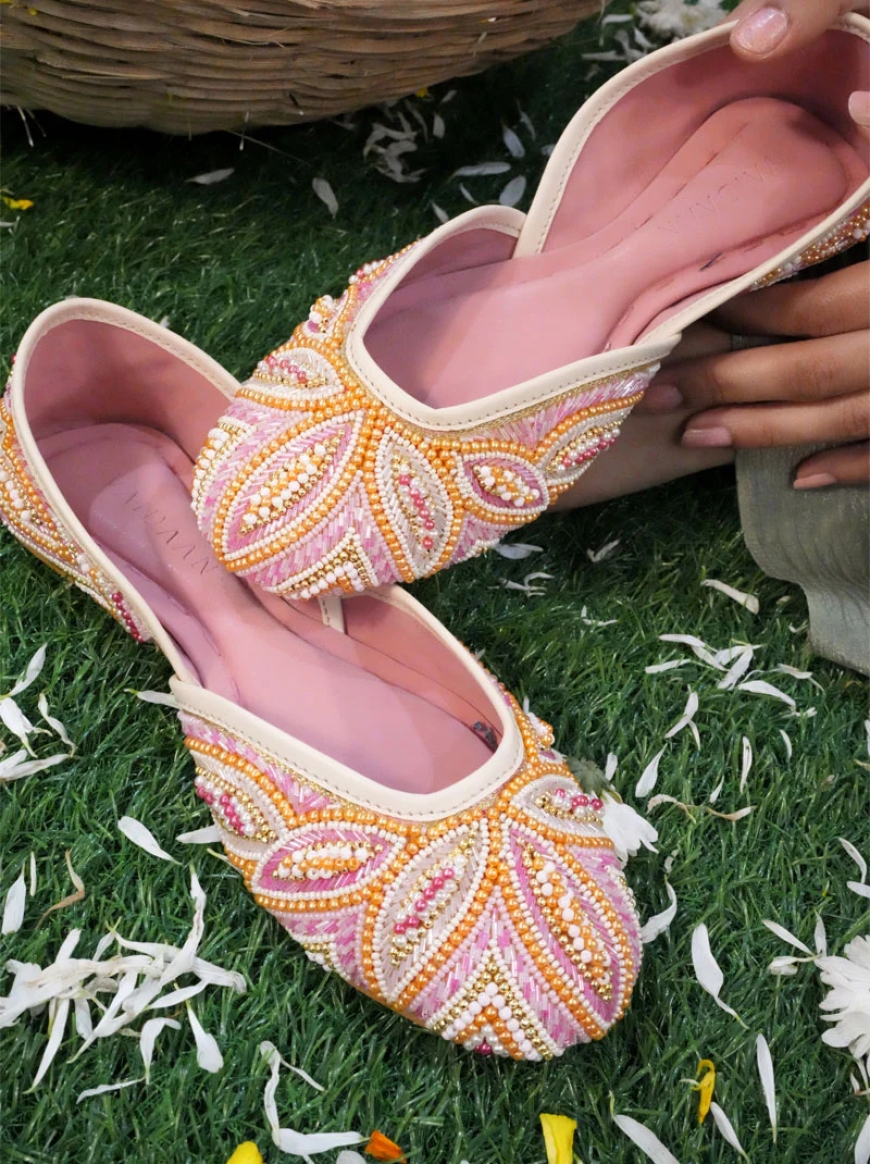 Heels for Women: A Love Story with Style, Confidence, and a Few Blisters