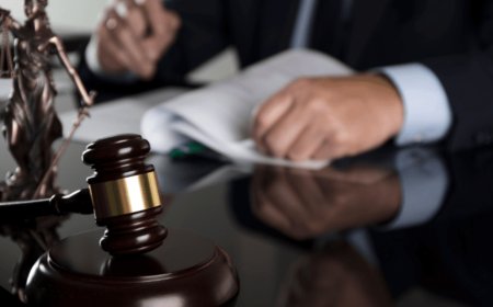 Navigating the Legal Maze: How a Federal Criminal Defense Lawyer Can Help with Drug Conspiracy Charges