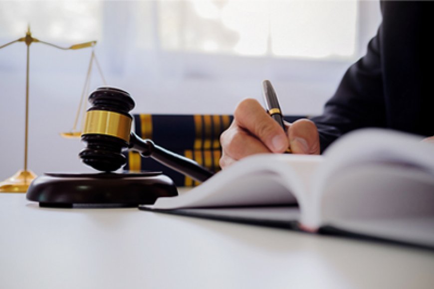 How Richmond Hill Immigration Lawyers Assist with Family Sponsorship Cases