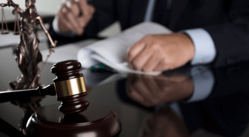 Navigating the Legal Maze: How a Federal Criminal Defense Lawyer Can Help with Drug Conspiracy Charges