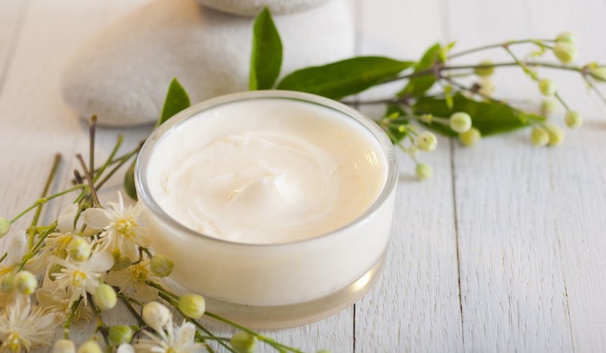 How to Soothe Dry Skin with Organic Ingredients