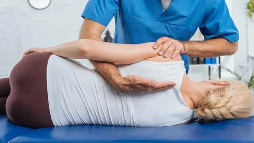 Chiropractic Adjustment and Manipulation | Etobicoke Chiro Care