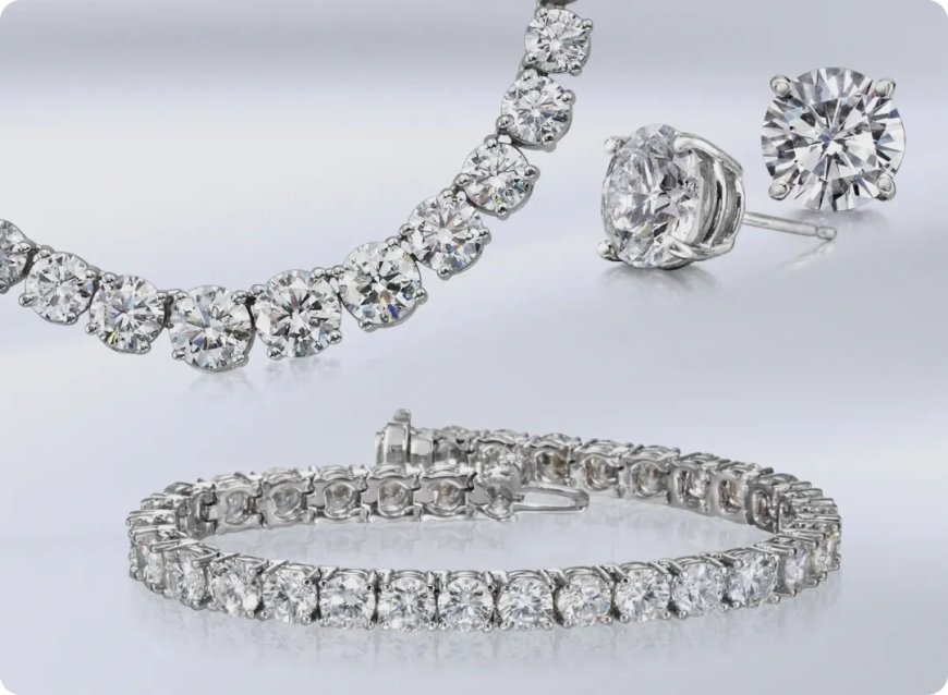 Sophisticated Glamour with Solitaire Rings & Earrings