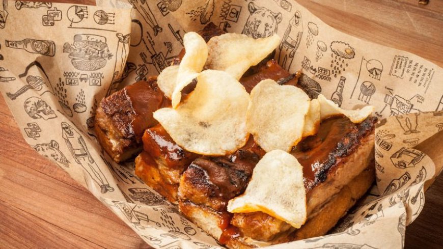 How Are Cafes Reinventing the Classic French Fry?
