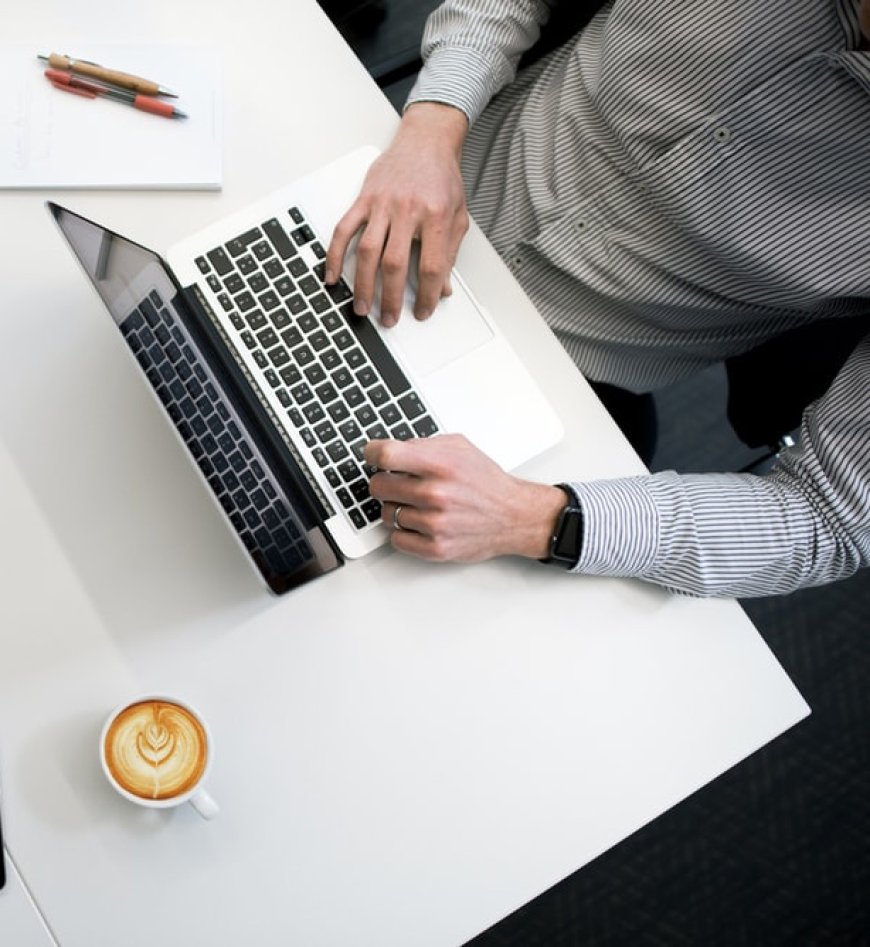 Modern Website Features That Improve User Trust and Loyalty