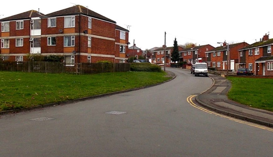 Top Signs You Need Professional Groundworks in Swindon