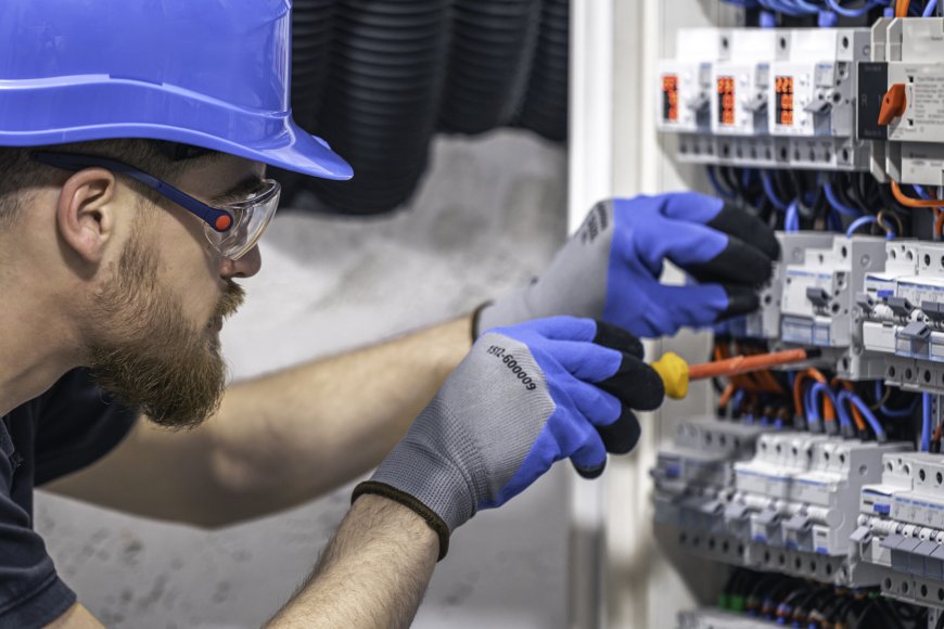How to Choose the Right 24-hour Electrician